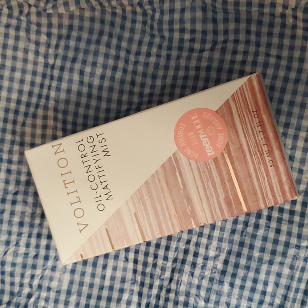 Volition Oil-Control Mattifying Mist